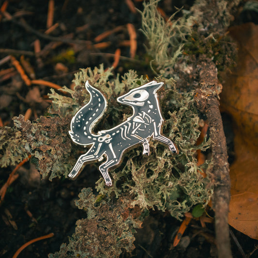 Vulpes - Black & Silver ✦ Hard Enamel Pin