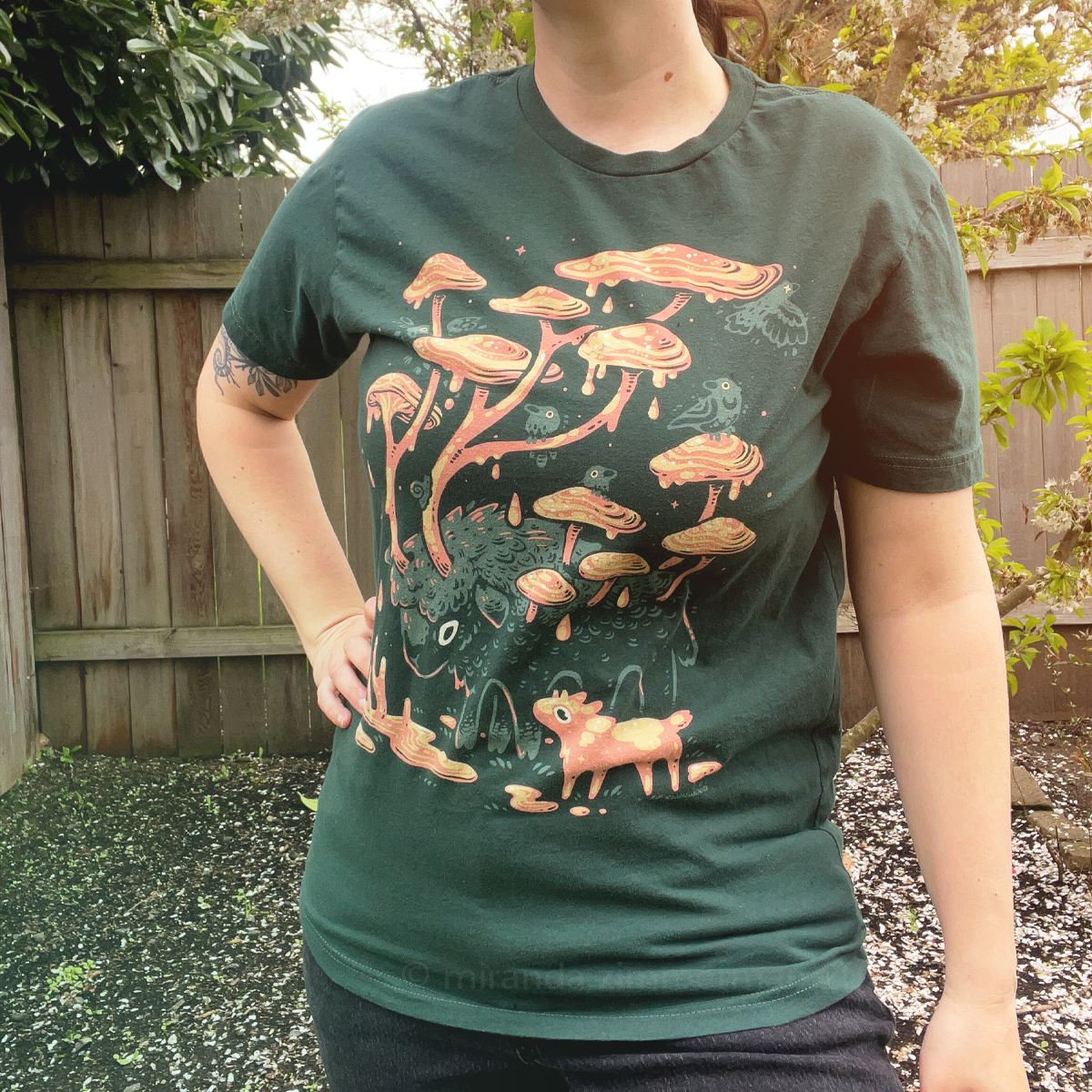 DAMPWOODS ✦ unisex tee