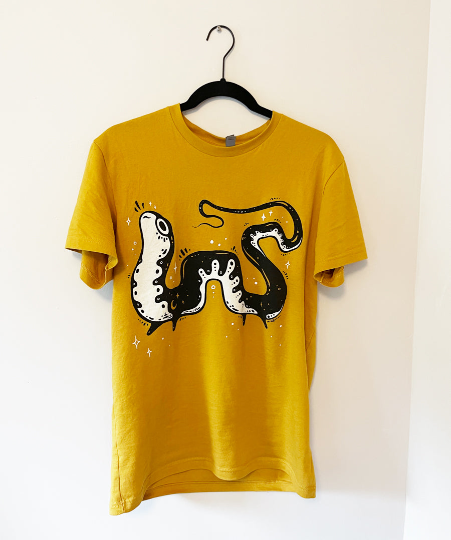 SALAMANDRA ✦ unisex tee
