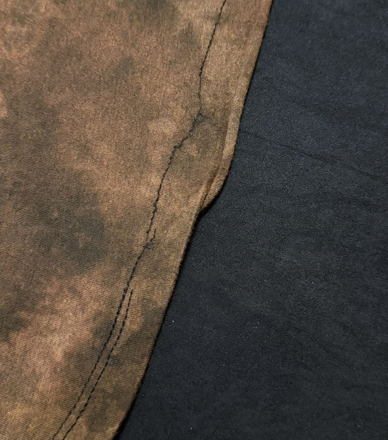 100 • Wild Dog • Small Cropped Tee