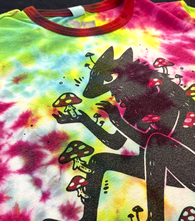 16 • Foxshroom • XS Ringer Tee
