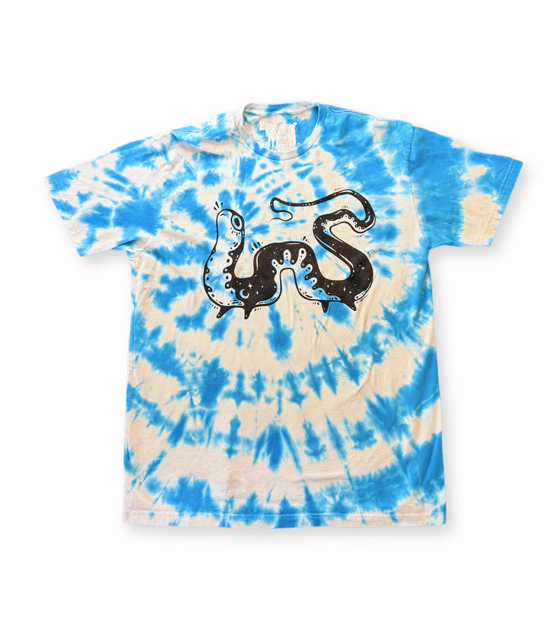 22 • Salamandra • Extra Large Unisex Tee