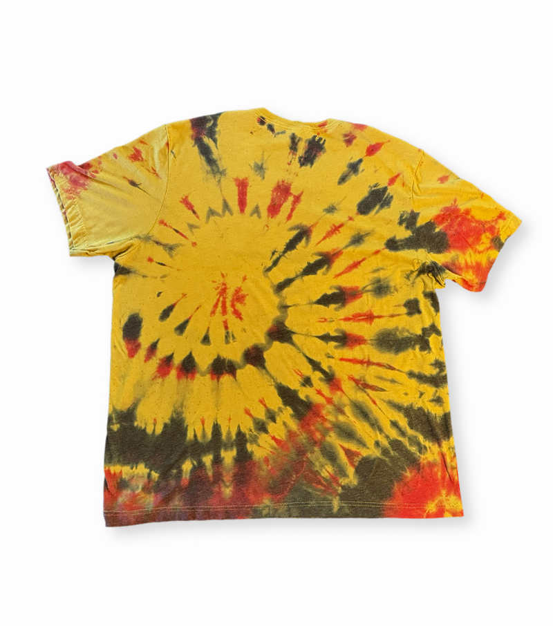 43 • Salamandra • 2XL Unisex Tee
